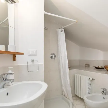 Sleeps 8 Wifi イスプラ