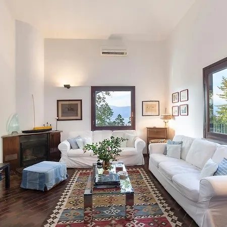 Sleeps 8 Wifi イスプラ